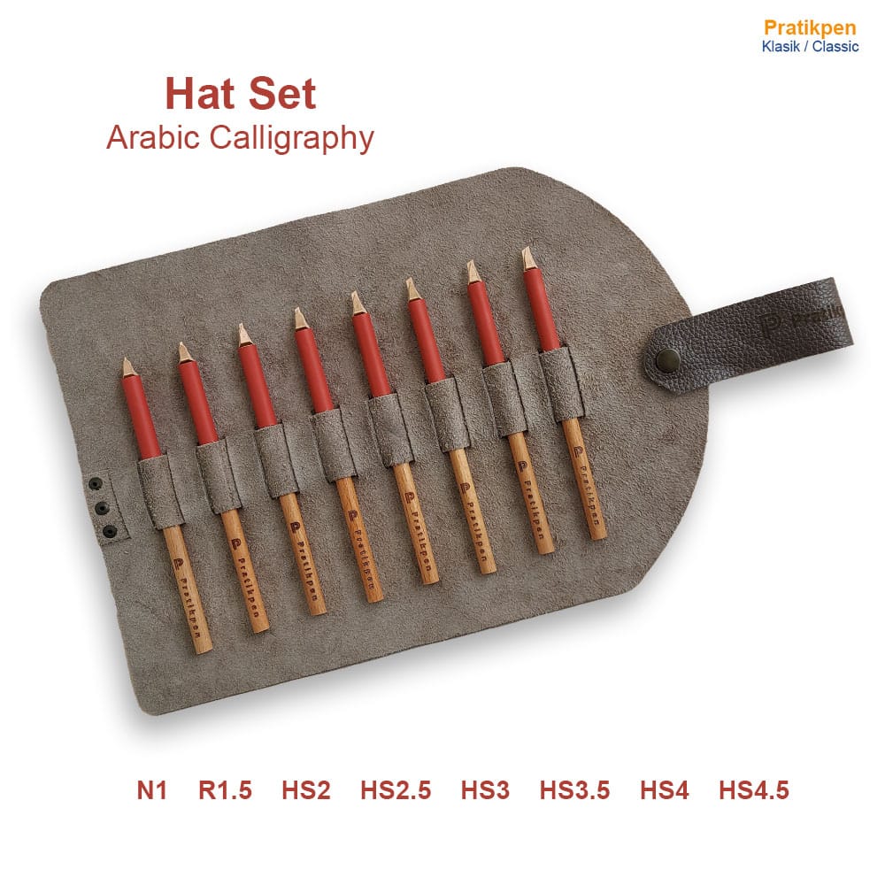 Pratikpen Hat Set includes 8 Arabic calligraphy pens with durable metal tips and wooden handles. Smooth ink flow, precise strokes—perfect for traditional Hat script and professional lettering.